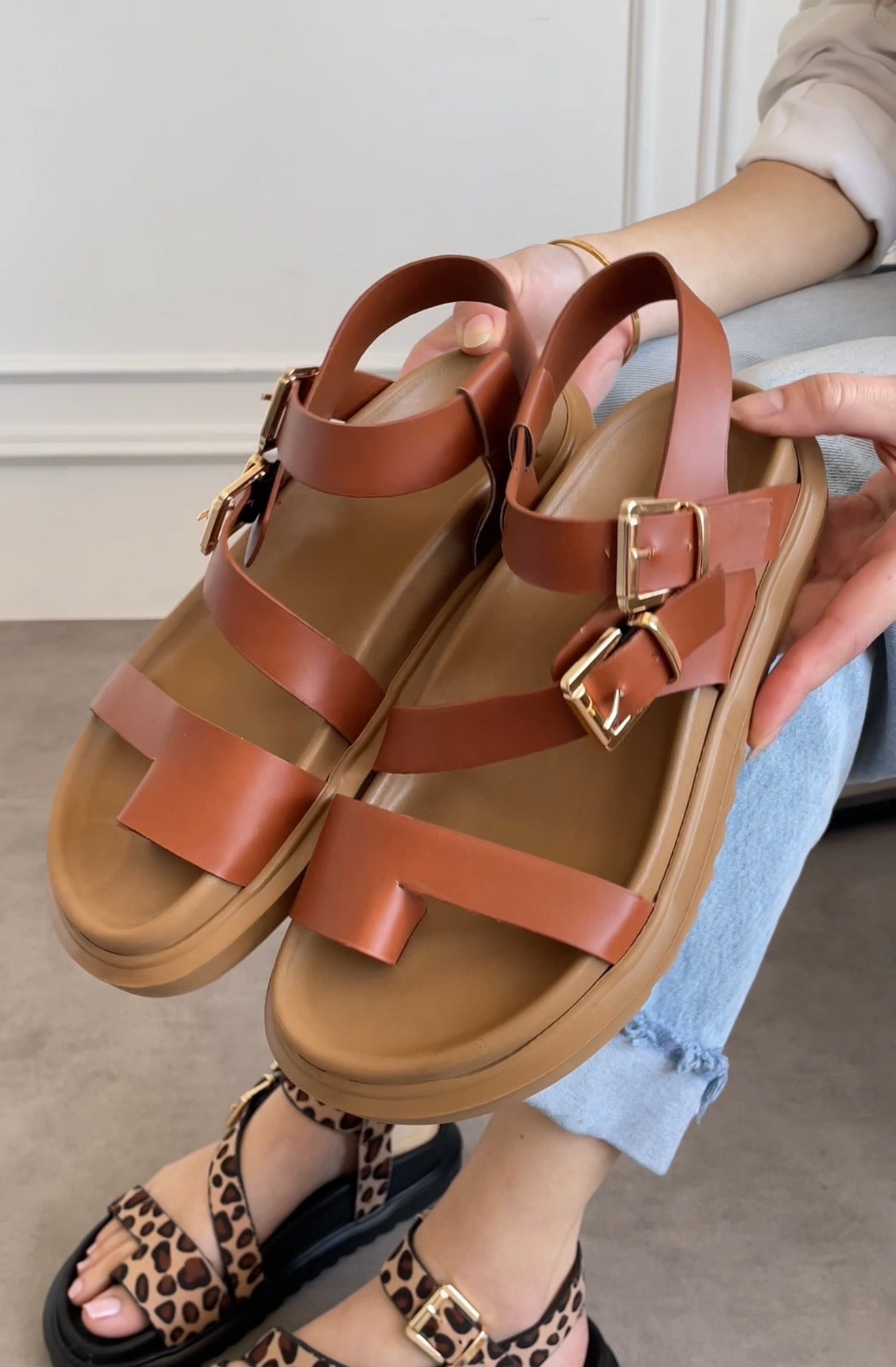 Mila Flat Sandals