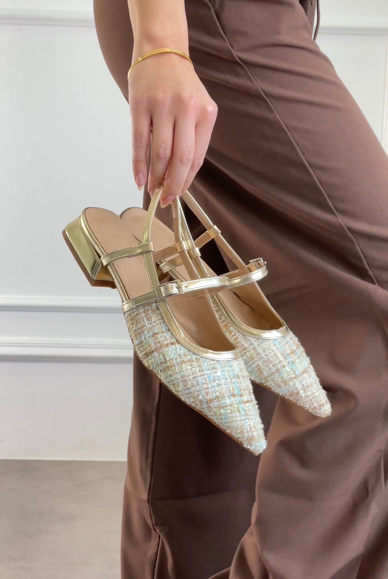 Lia Point Slingback