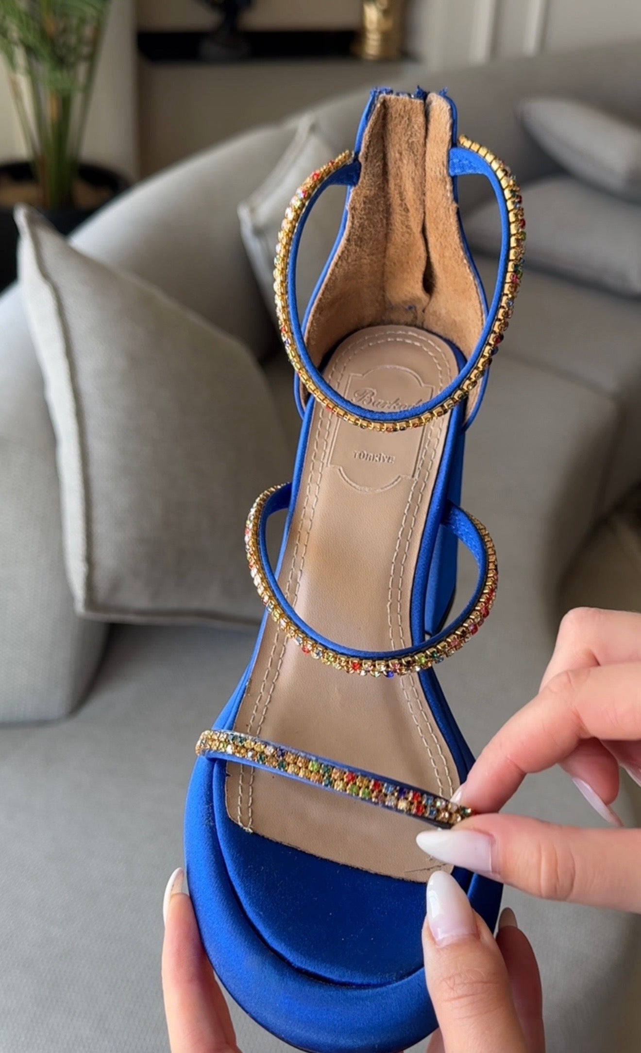 Aurora Strap Heel