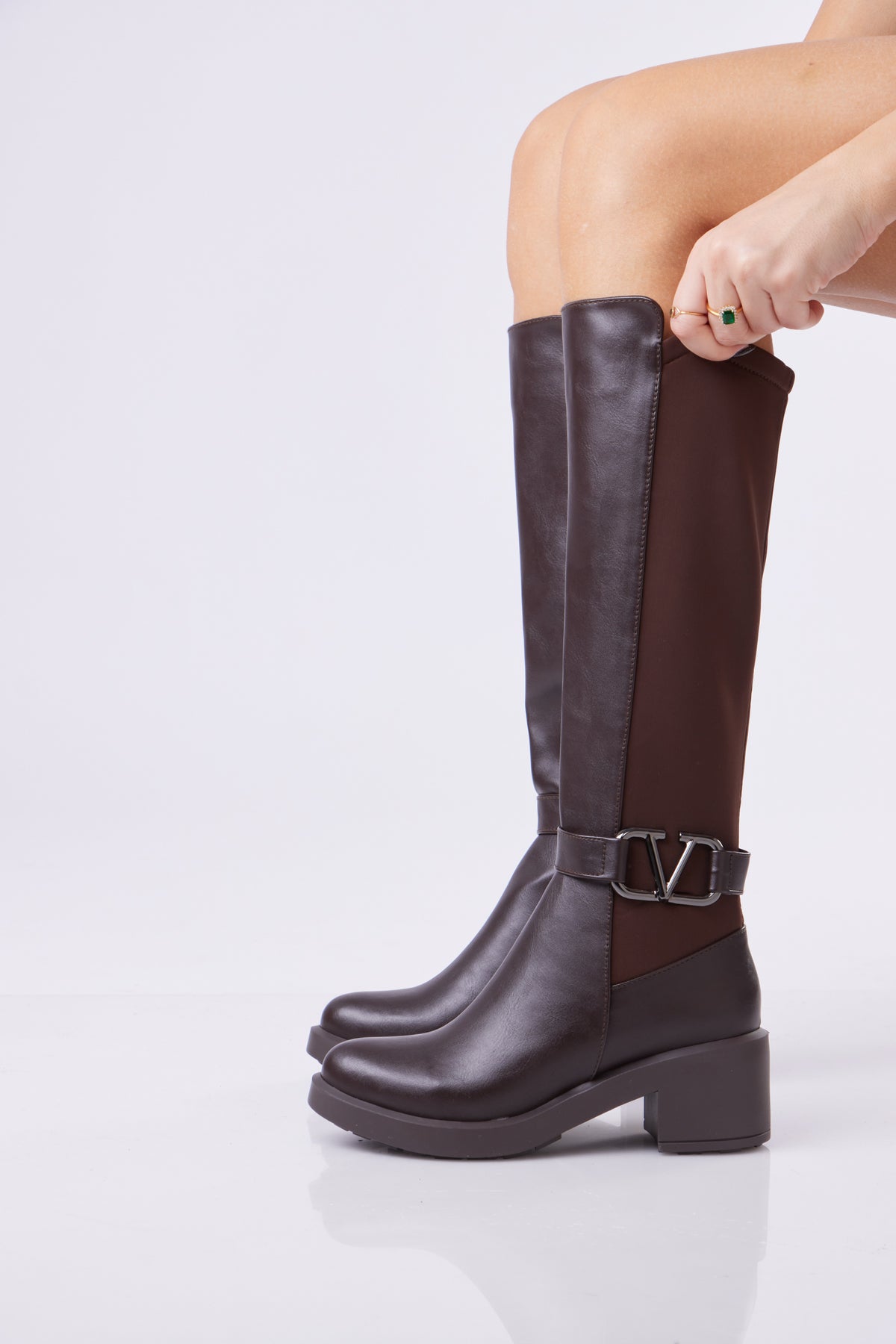 Vela High Boot