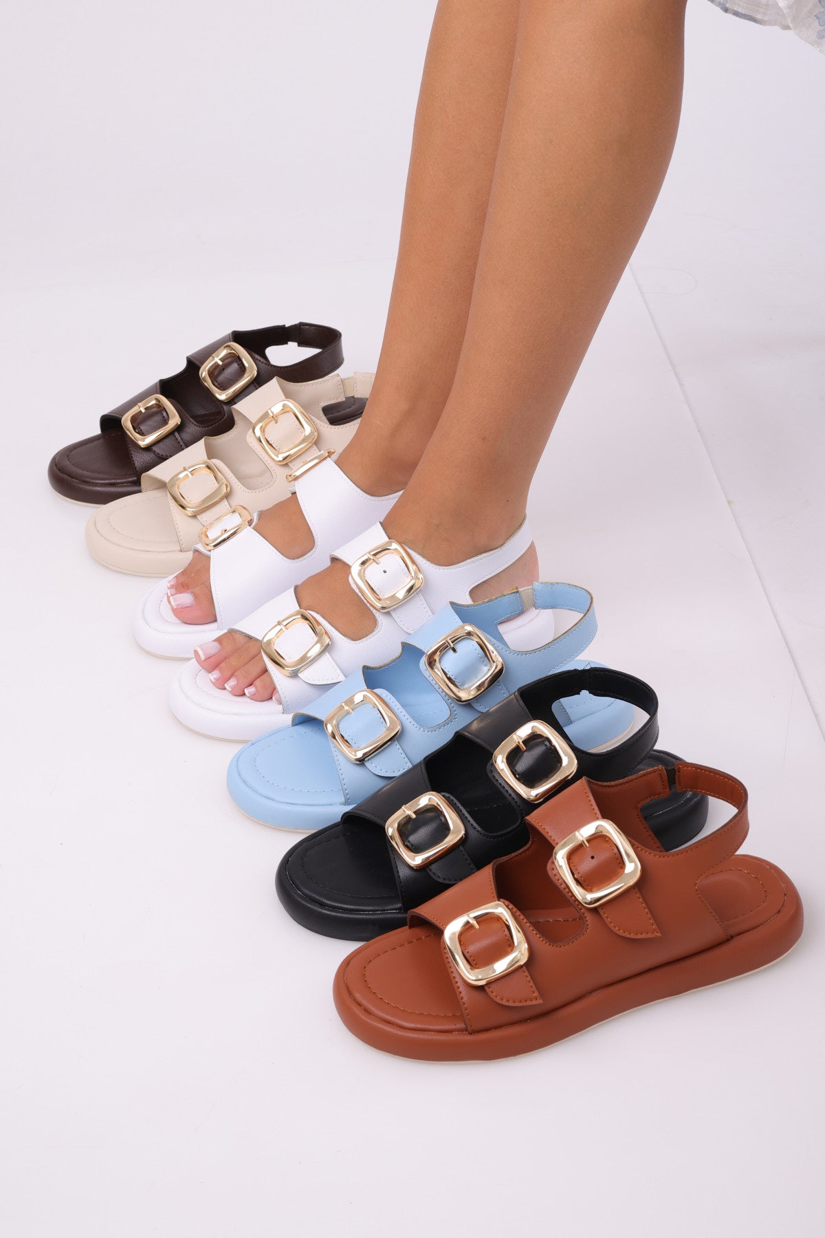 Viral sandal