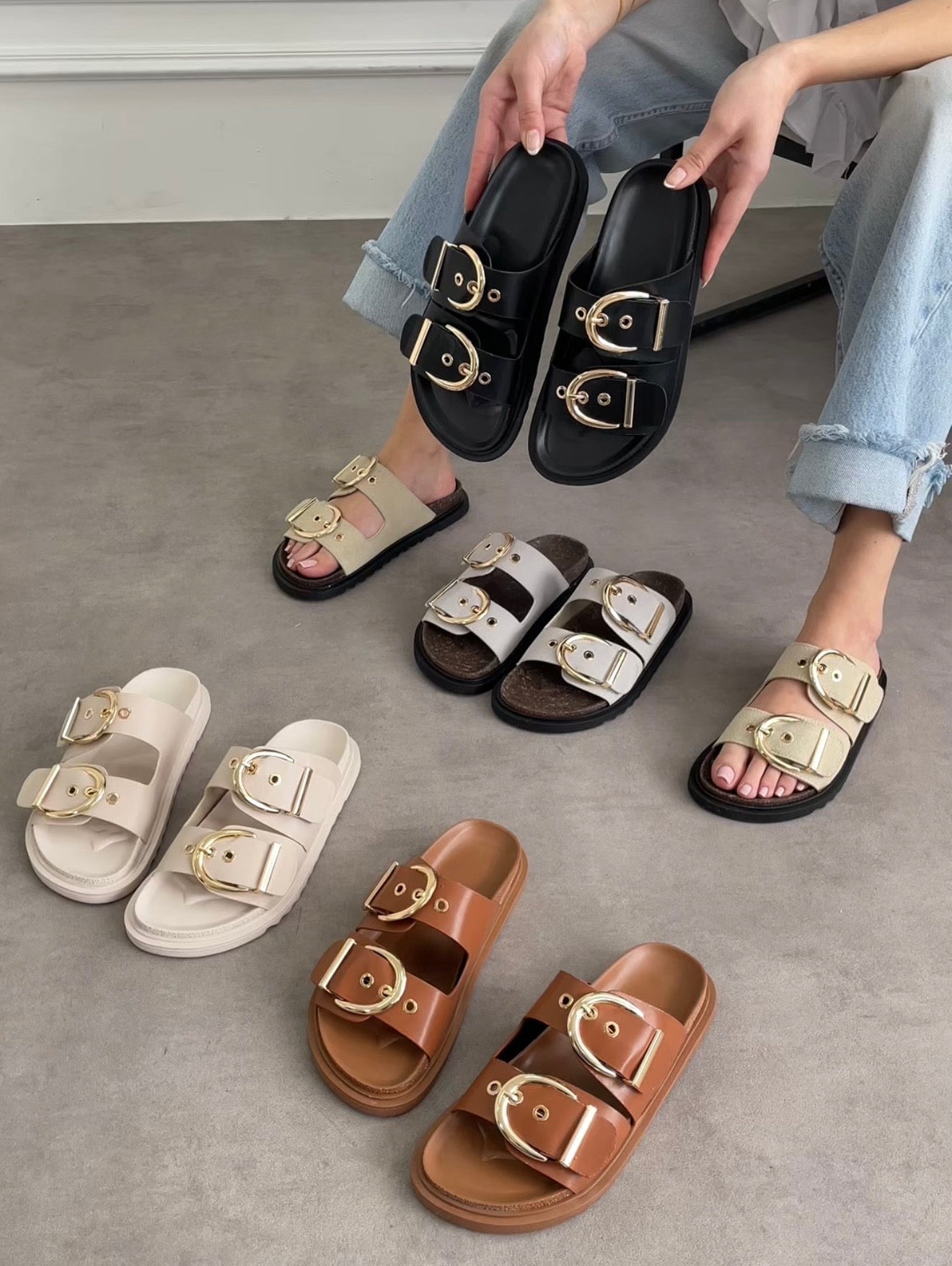 Luna Buckle Slide