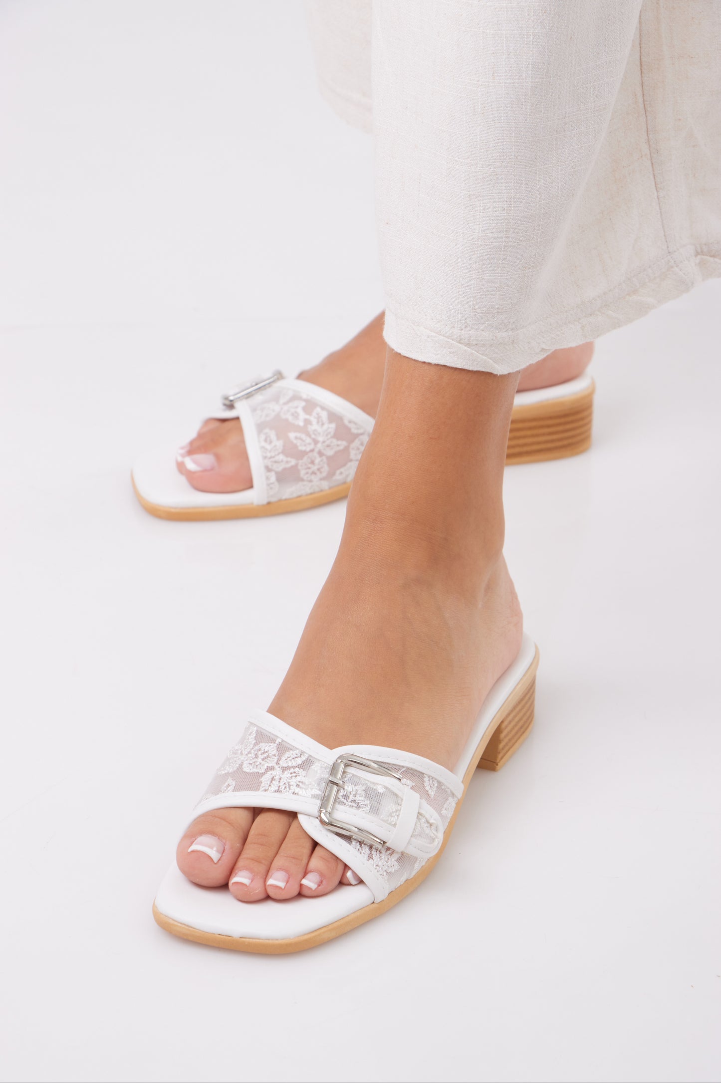 Dentelle Flats