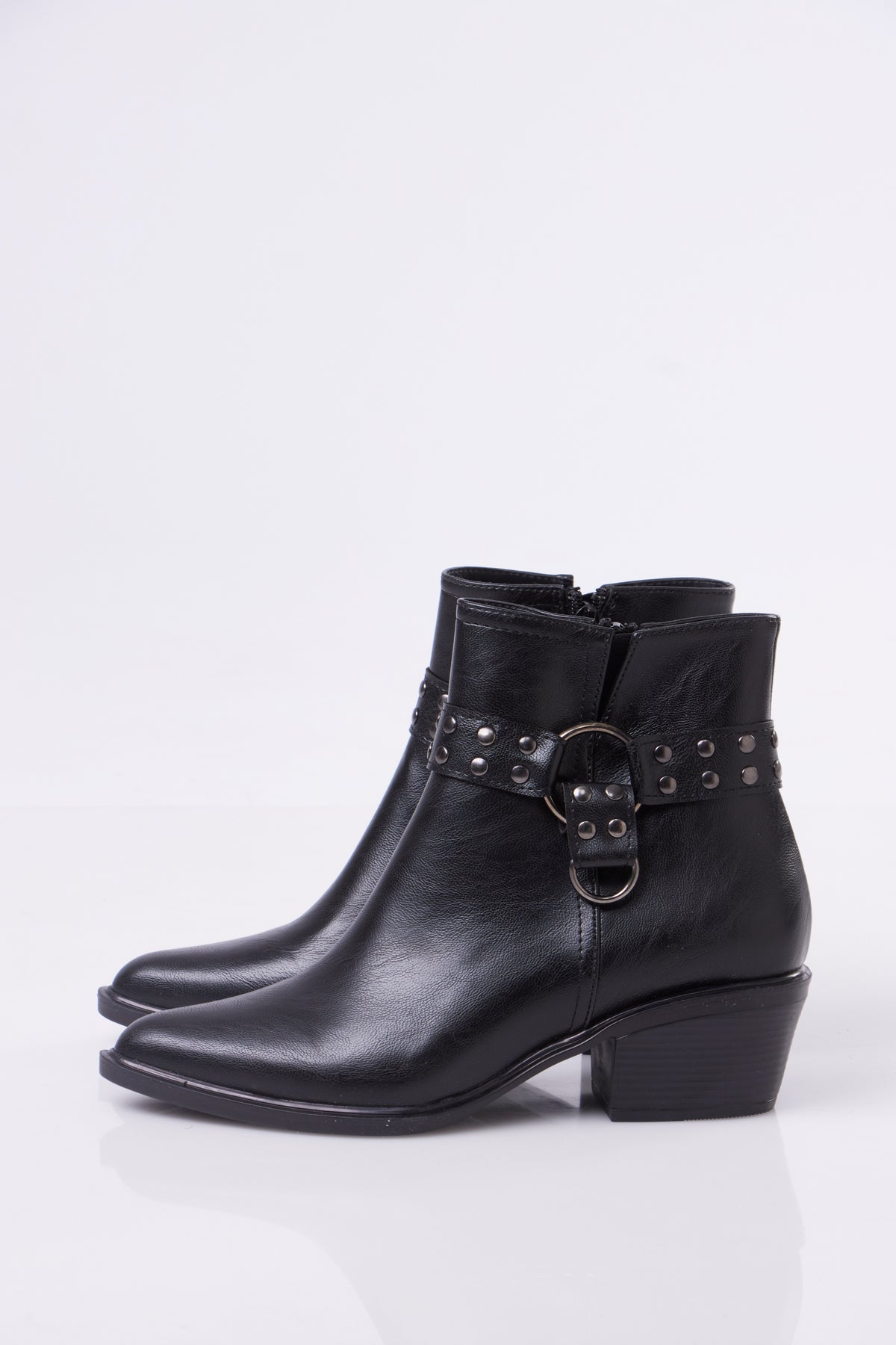 Anna Boot
