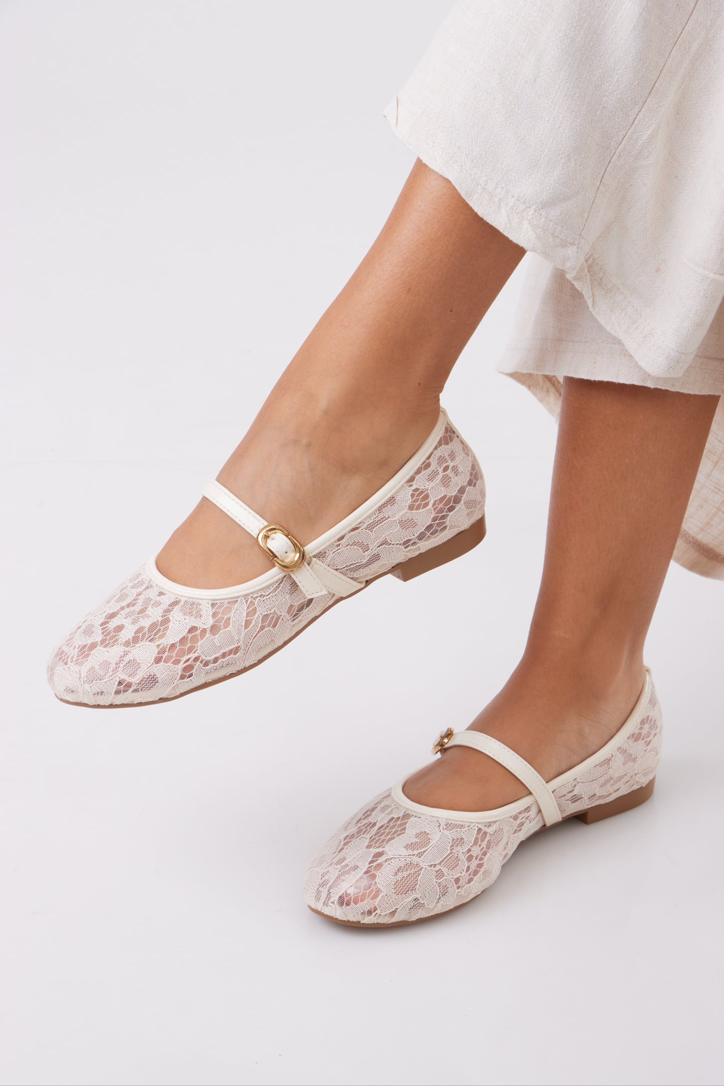 Dentelle mary janes