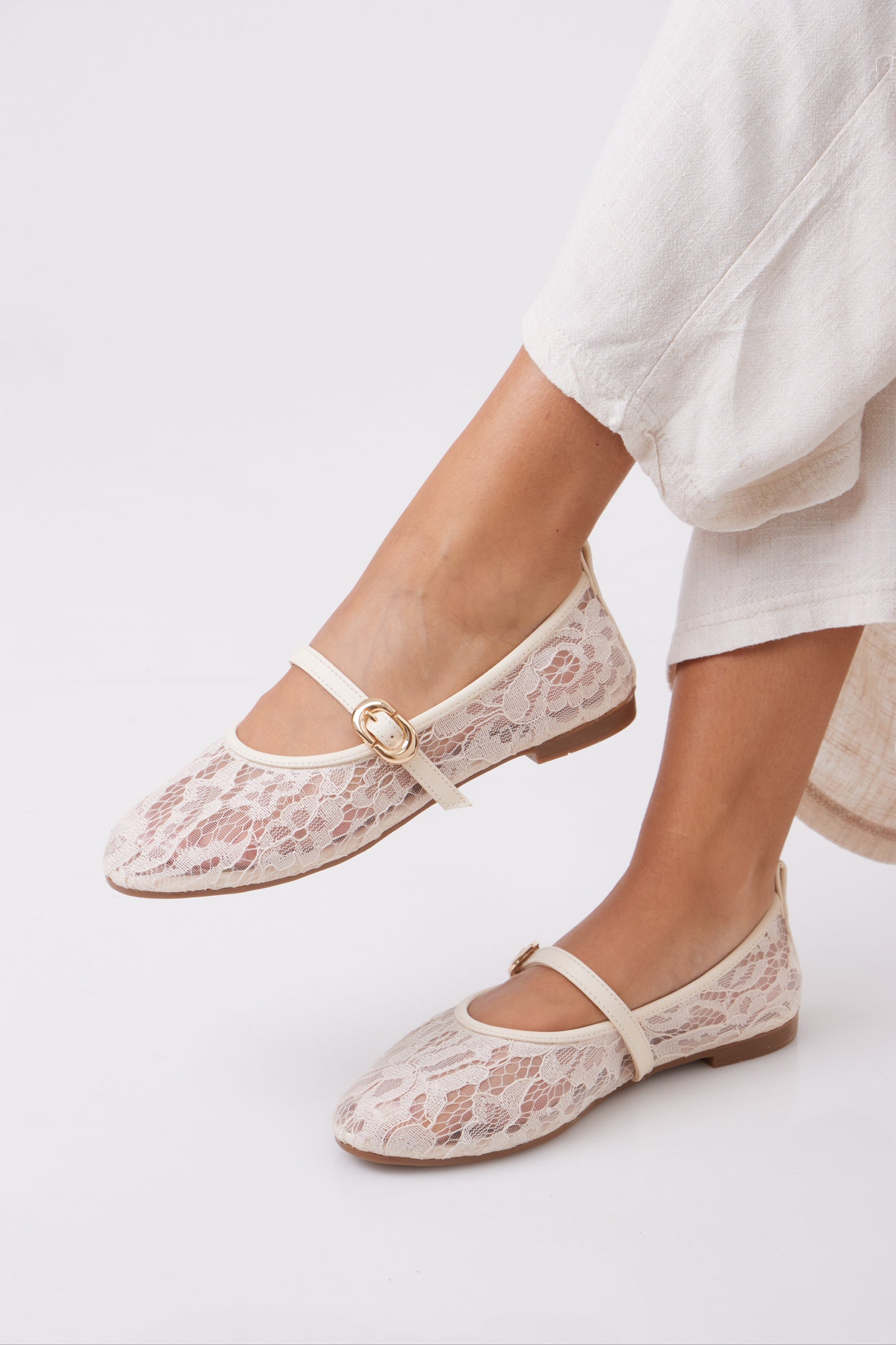 Dentelle Amour Flats
