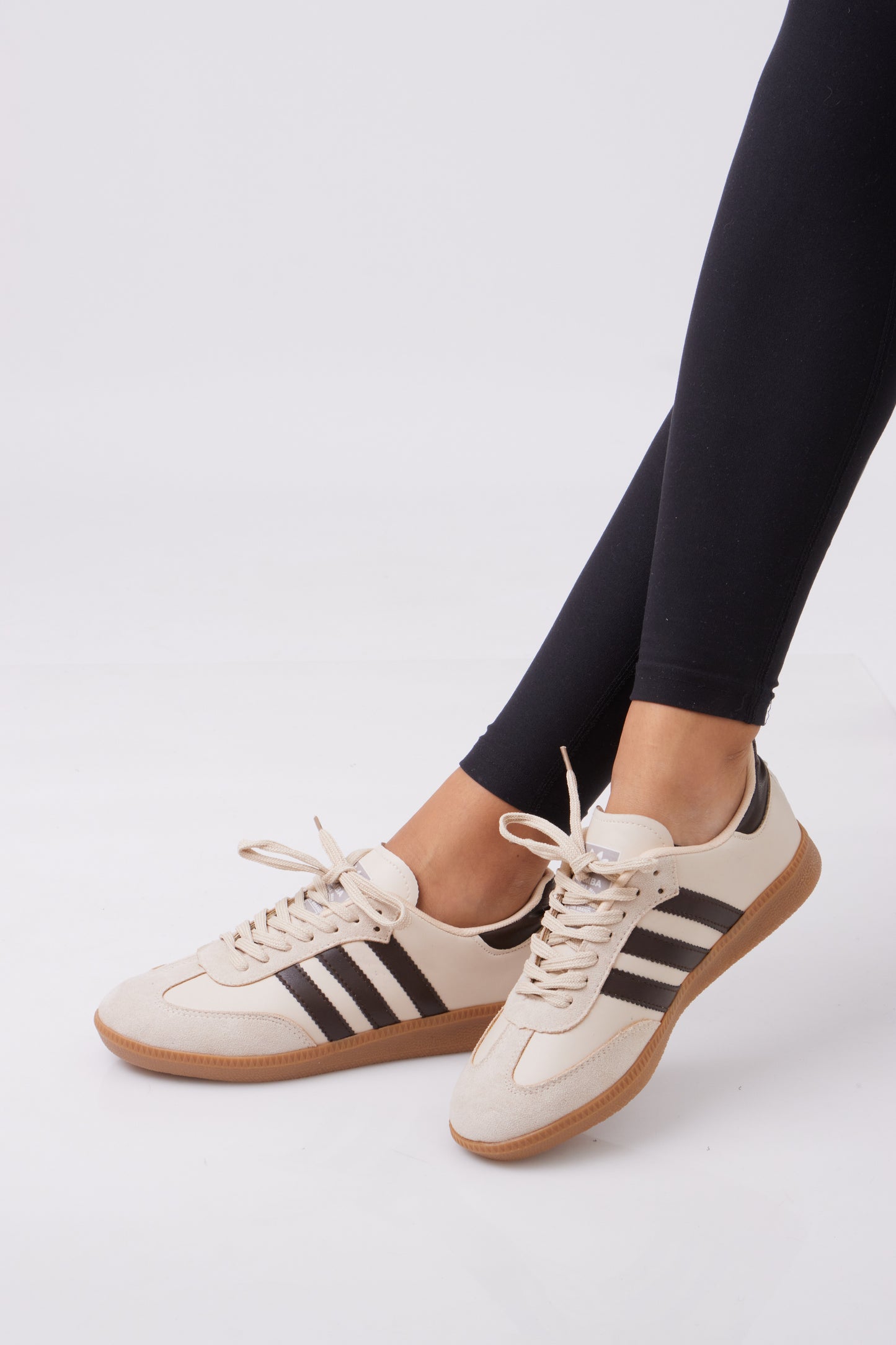 Zuri Trainers