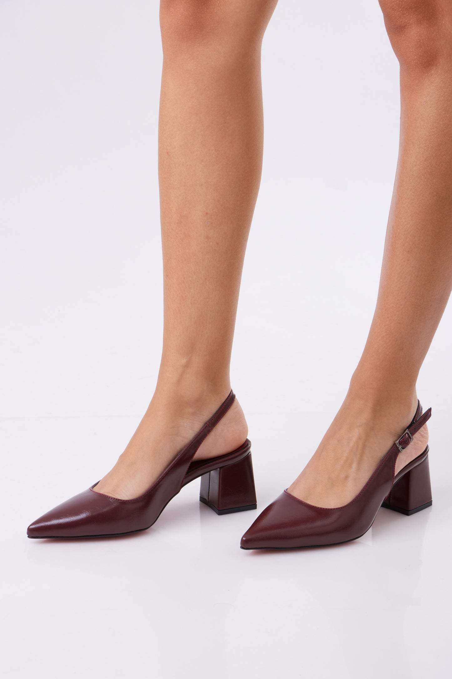 Sofia Slingback
