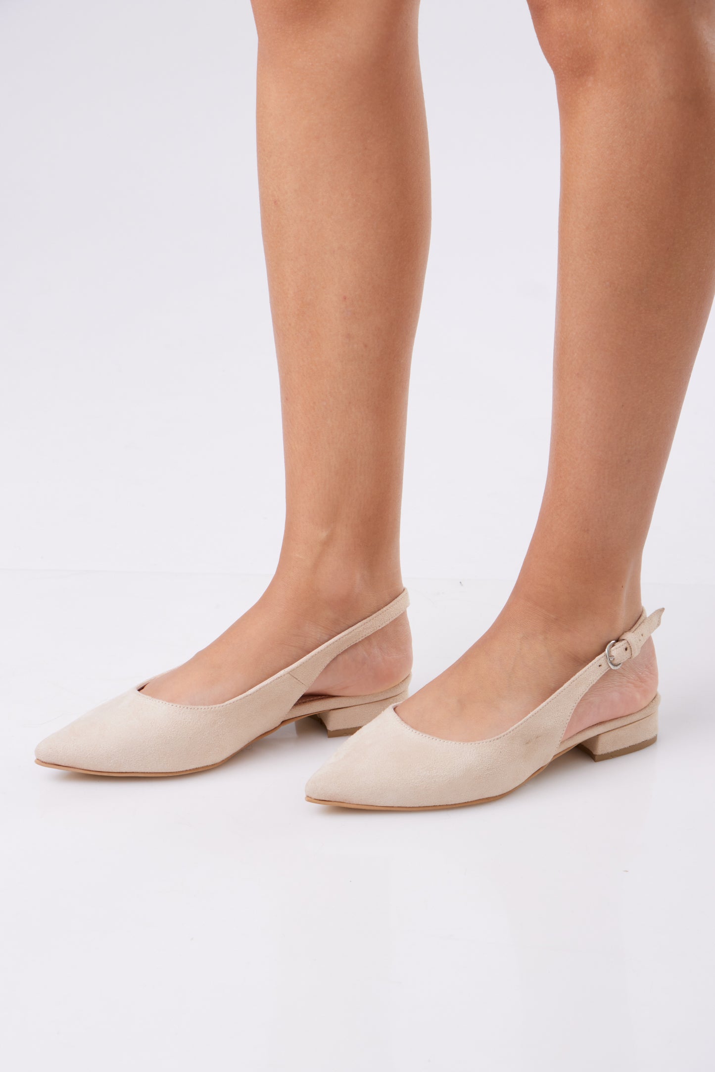 Dora Slingback